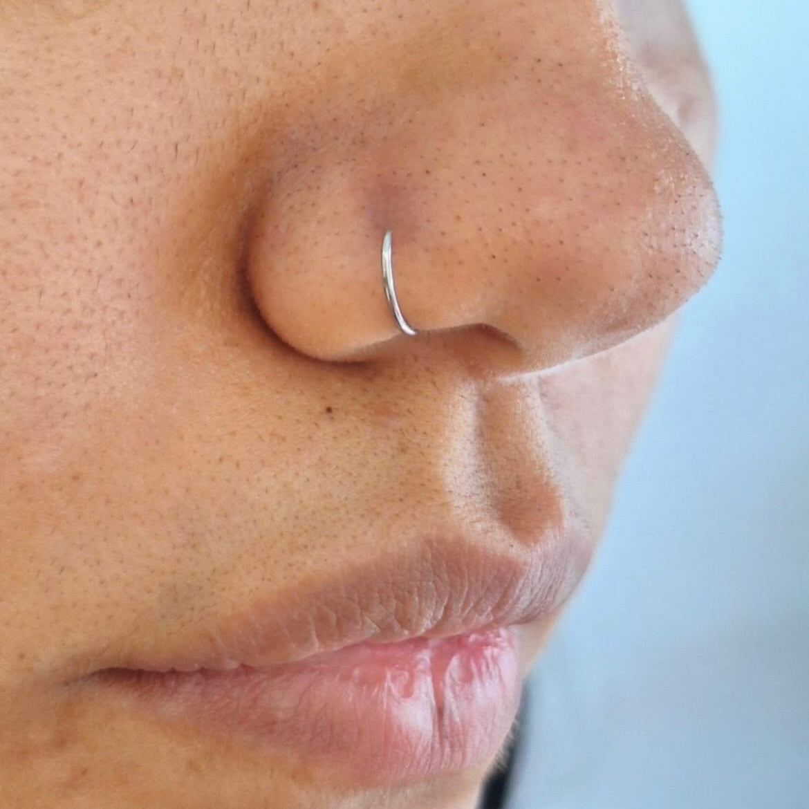 Piercing de nariz argola lisa