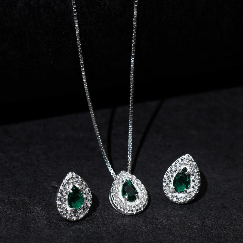 Conjunto gota cravejado